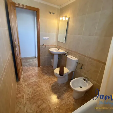 La Cinuelica R3 First Floor Southerly Comm Pool L334 Apartment *